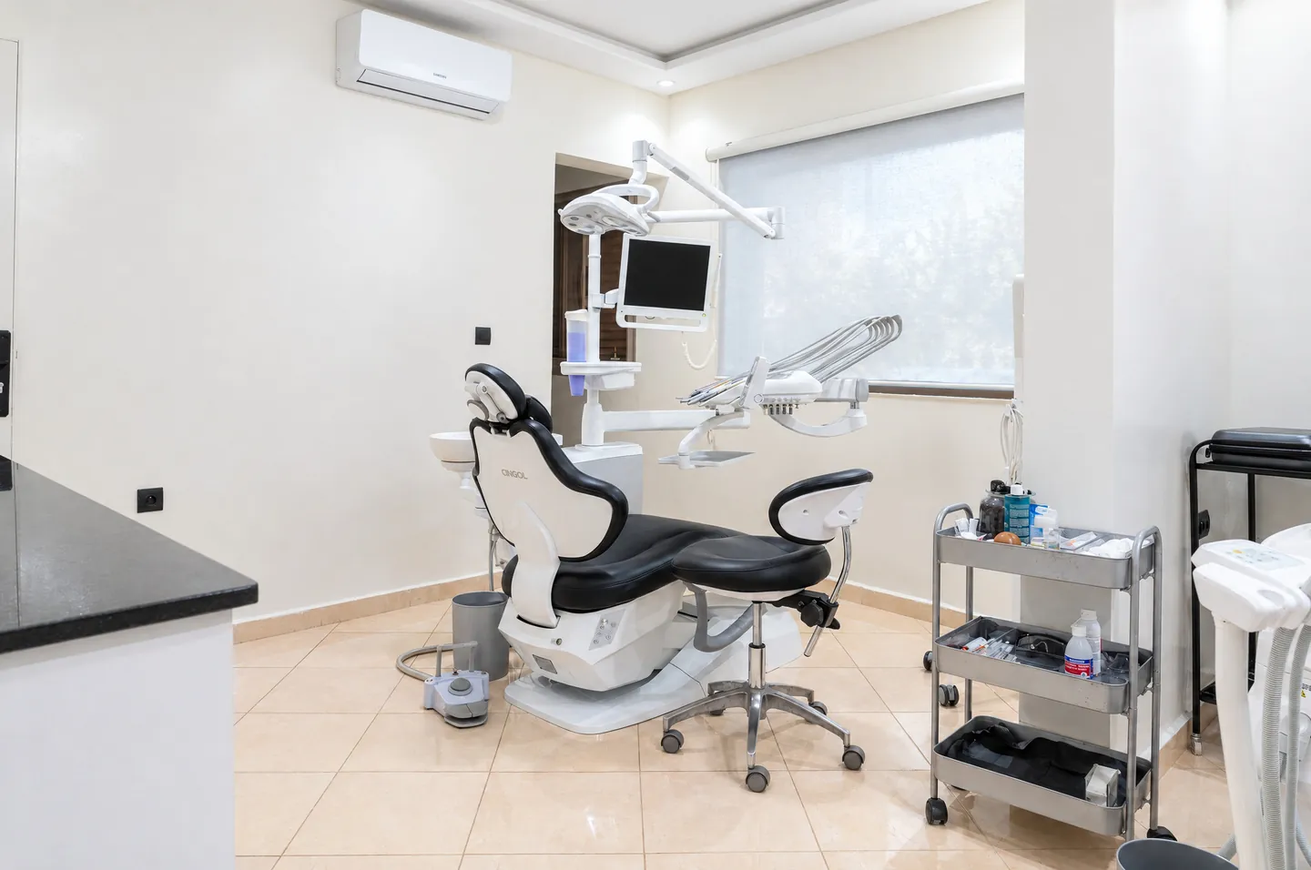 Une salle de soins équipée